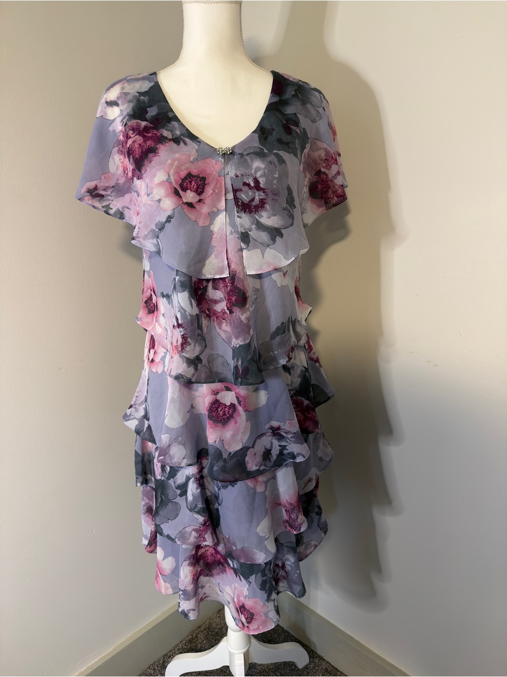 SLNY Floral Chiffon Tiered Dress Size 10 Lavender Pink - Picture 2 of 11
